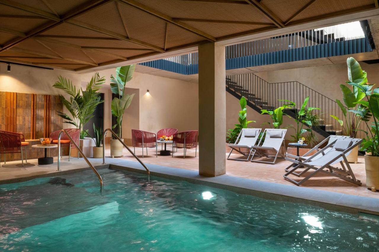 Rincones De Lola - Castilla 91 - Shared Jacuzzi Villa Seville Exterior photo